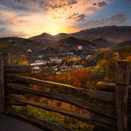 Ober Hideaway, Hot Tub, Wifi, 1089 Free Tickets Each Paid Day, Dollywood And More Gatlinburg Εξωτερικό φωτογραφία